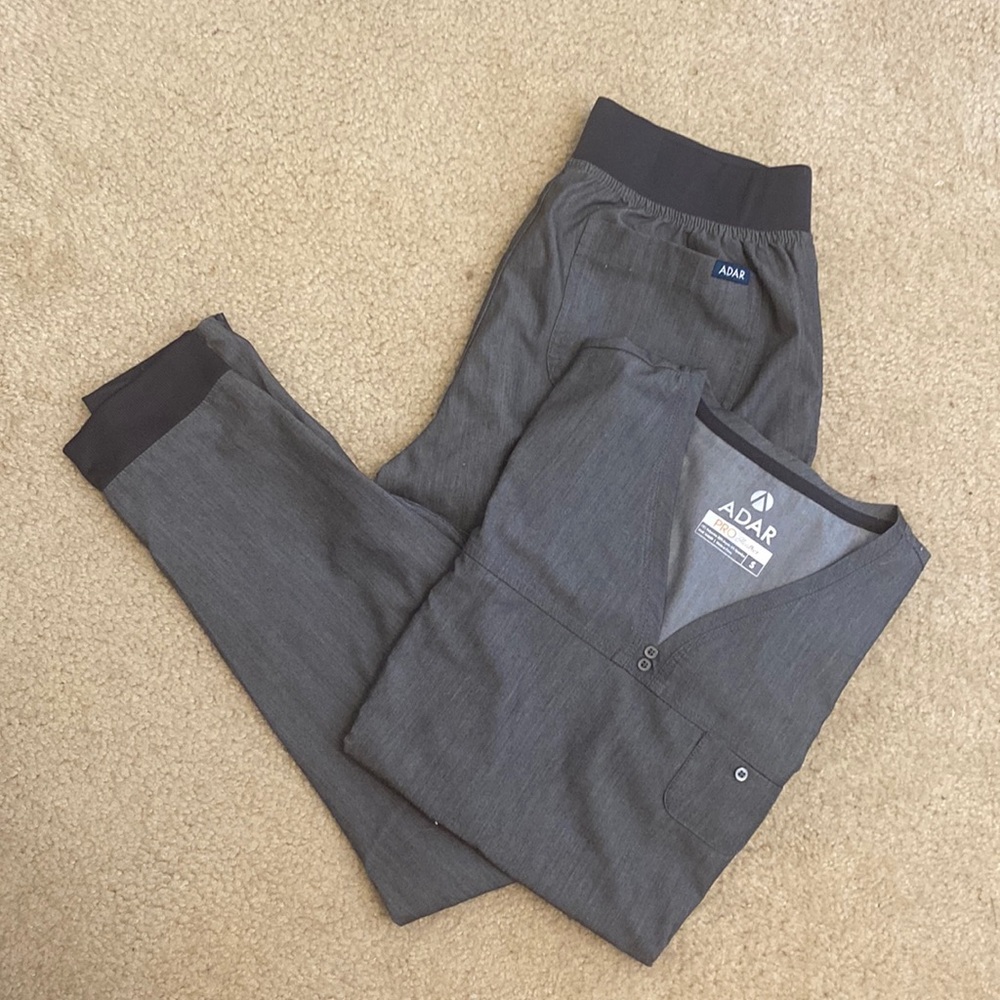 Women’s Adar Heather Grey Scrub Set